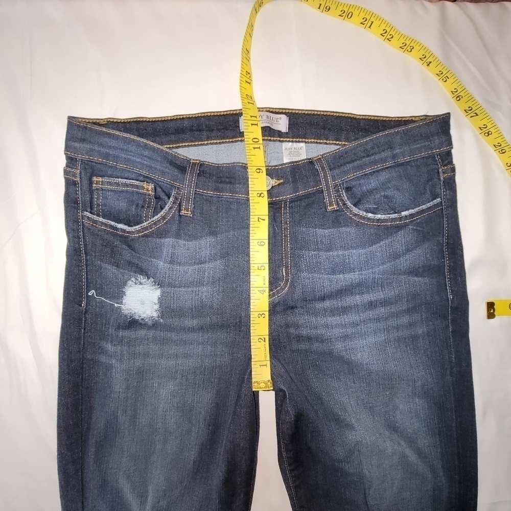 Judy Blue EUC Distressed Mid-rise Stretch Jeans Women's Size 15/32 - Picture 8 of 11
